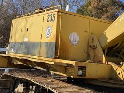 Caterpillar 235 Excavator