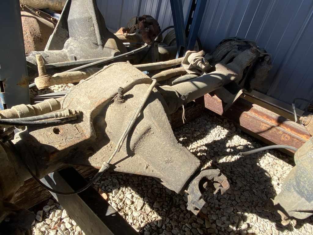 Ford SuperDuty F250-F350 Both Front & Rear Axles