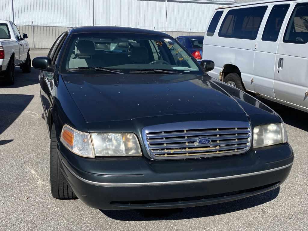 2003  FORD   Crown Vic, Color- BLACK ,  Unit# 1569
