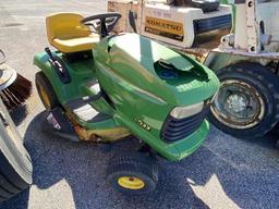John Deere Riding Lawn Mower