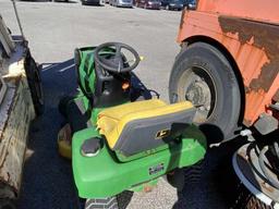 John Deere Riding Lawn Mower