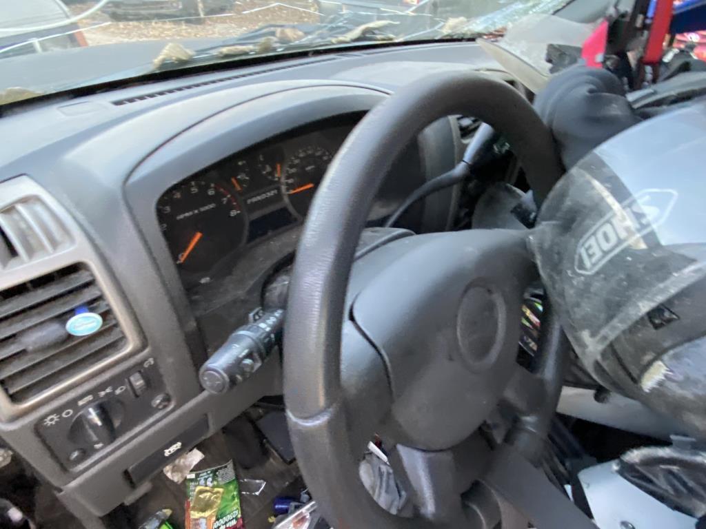 2005 Chevy Colorado Tow# 111047