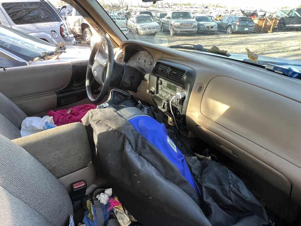 2001 Ford Ranger Tow# 111640