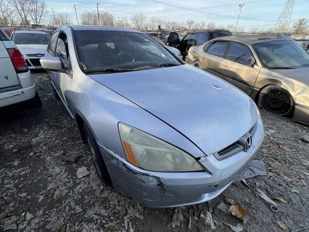 2004 Honda Accord Tow# 111237
