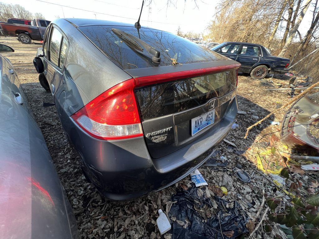 2010 Honda Insight Tow# 107008