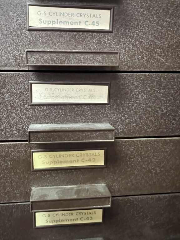 2 G-S Flexo Watch Crystal Cabinets with Crystals