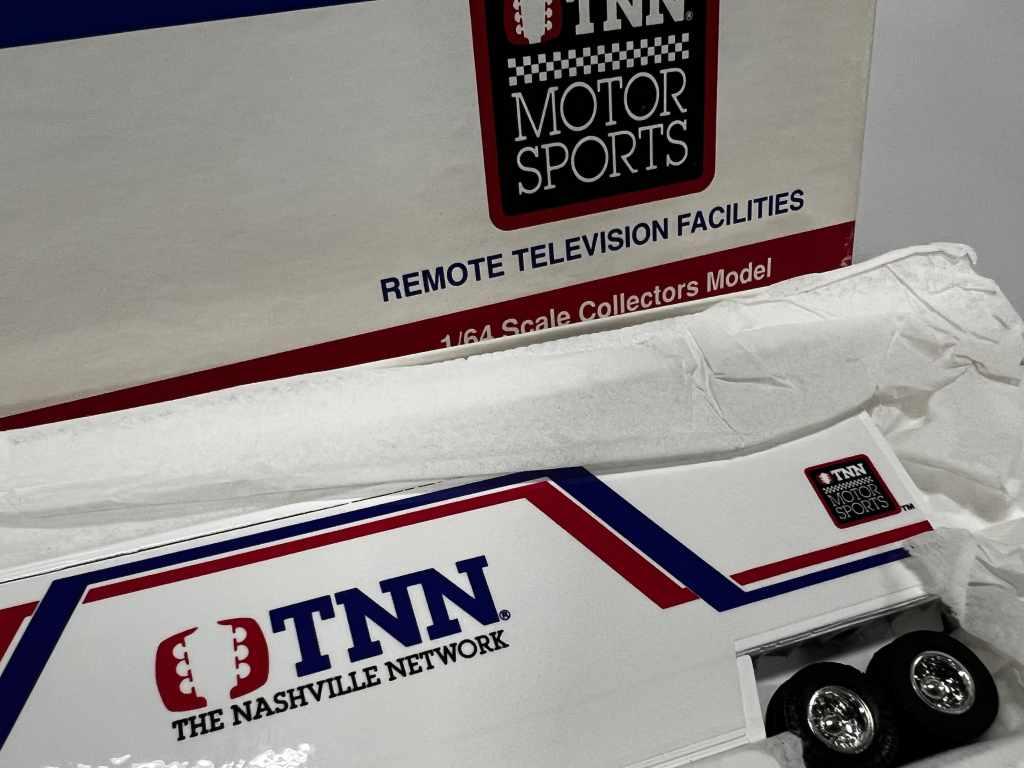 Ertl Tnn The Nashville Network Motorsports Remote