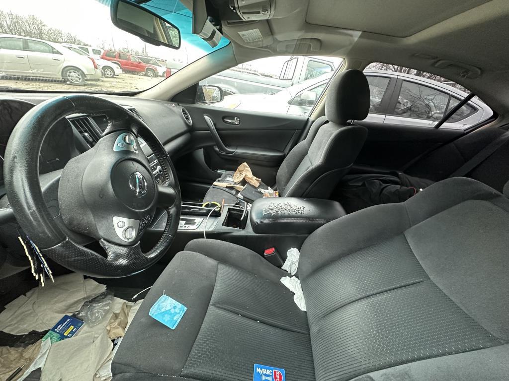 2014 Nissan Maxima Tow# 5066