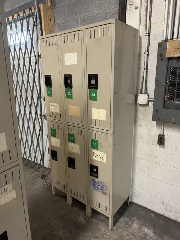 Double Tier School/Employee Lockers