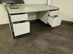 Desk 5ft - No Electronics