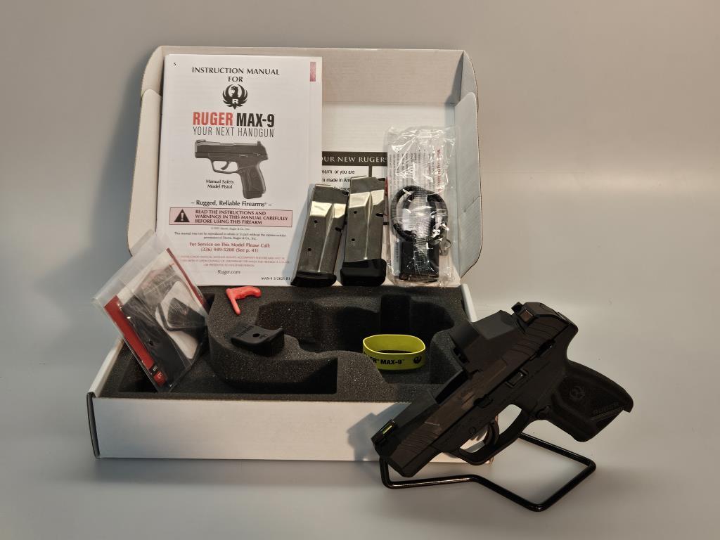 Ruger Max-9 Centerfire 9mm Luger Pistol