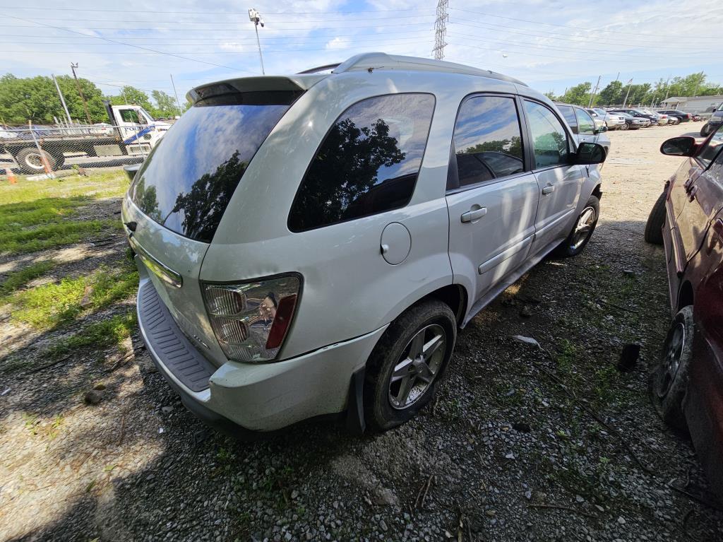 2005 Chevrolet Equinox Tow# 14528