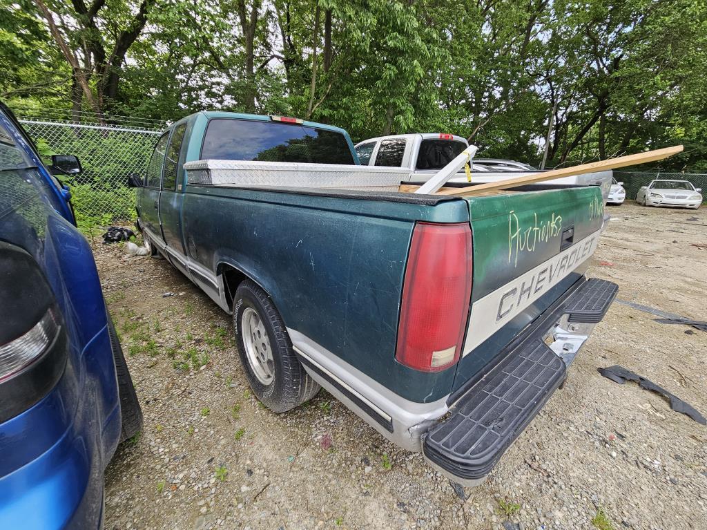 1995 Chevrolet C1500 Tow# 14074