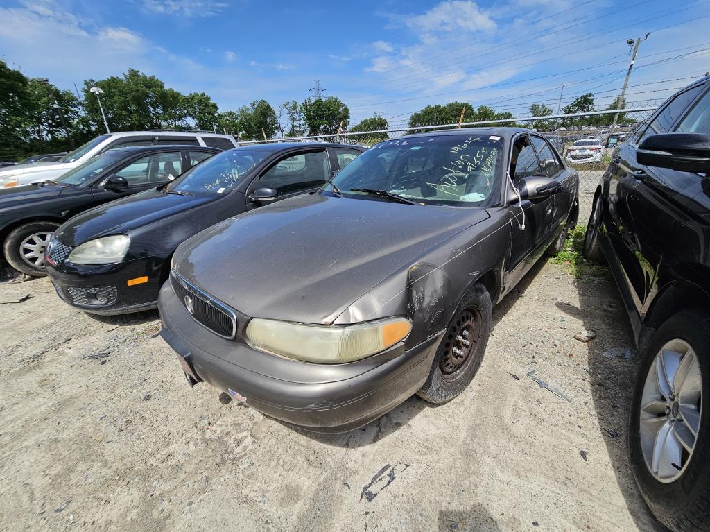 2004 Buick Century Tow# 14655