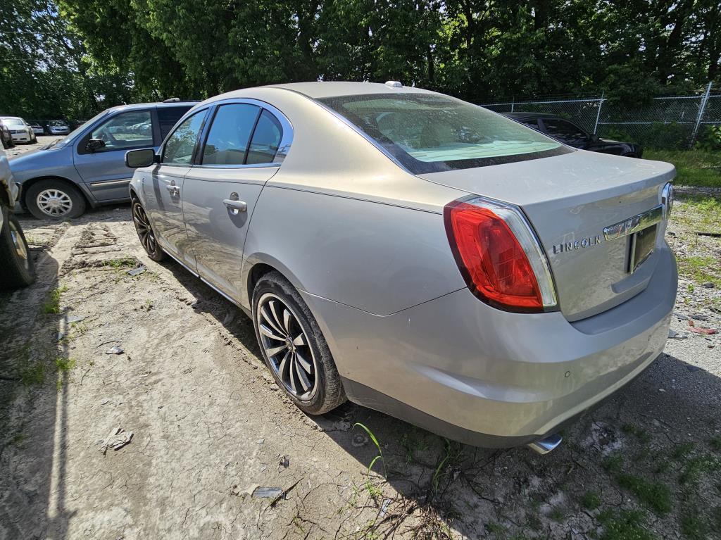 2009 Lincoln MKS Tow# 14590