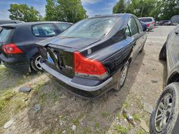 2002 Volvo S60 Tow# 14034