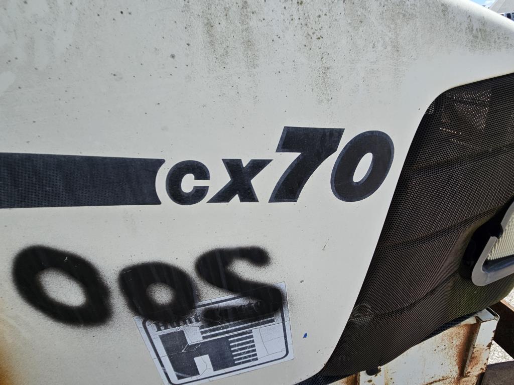 2001 CASE CX70 Perkins Diesel Unit# 3392