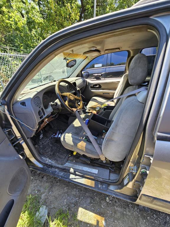 2005 Chevrolet Trailblazer Tow# 15413