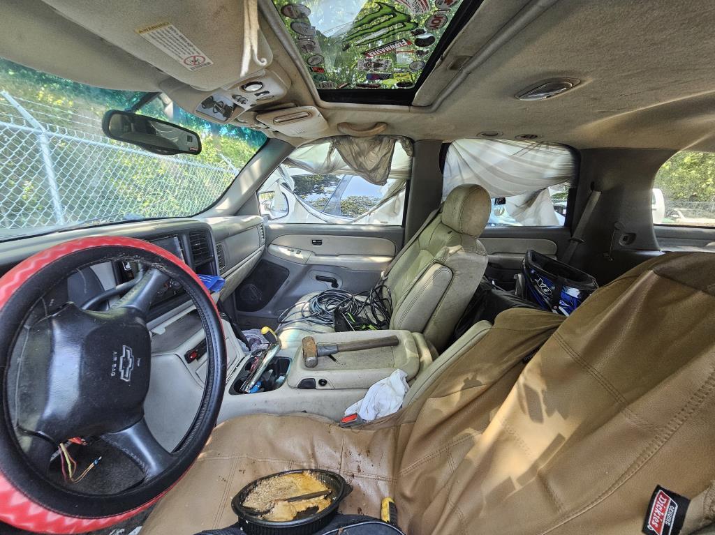 2000 Chevrolet Tahoe Tow# 15657