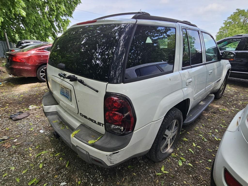 2004 Chevrolet Trailblazer Tow# 21068