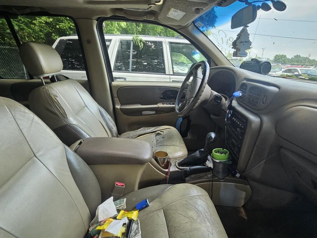 2004 Chevrolet Trailblazer Tow# 21068