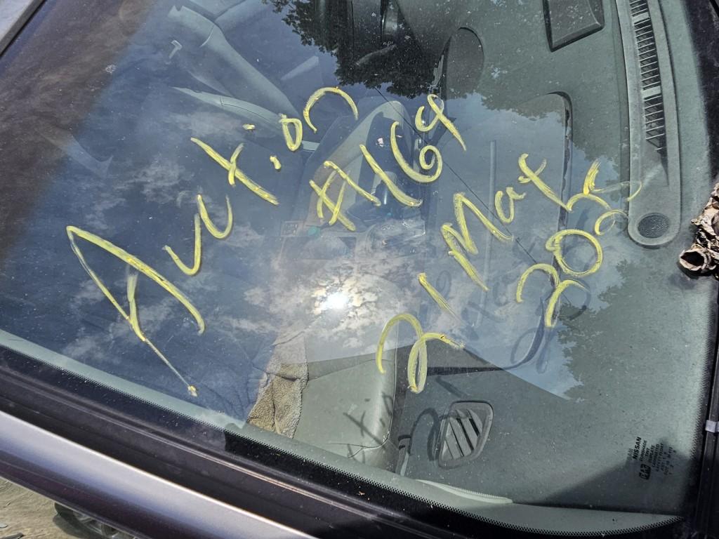 2000 Nissan Maxima Tow# 21400