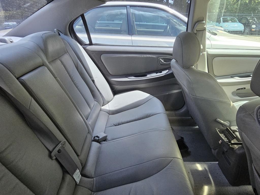 2000 Nissan Maxima Tow# 21400