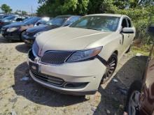 2014 Lincoln MKS Tow# 17440