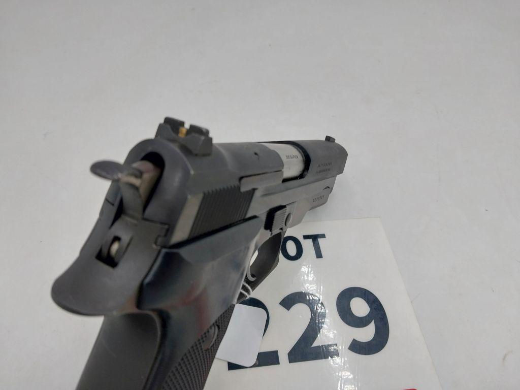 Astra Mod. A-80 38 Super Special