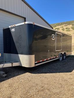 2004 Enclosed car hauler