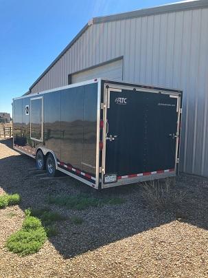 2004 Enclosed car hauler