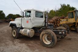 2002 MACK RD ROAD TRACTOR