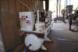 GARDNER DENVER 25HP SCREW TYPE AIR COMPRESSOR