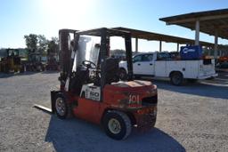 NISSAN MODEL 60 FORKLIFT