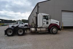 2006 KENWORTH DAY CAB ROAD TRACTOR