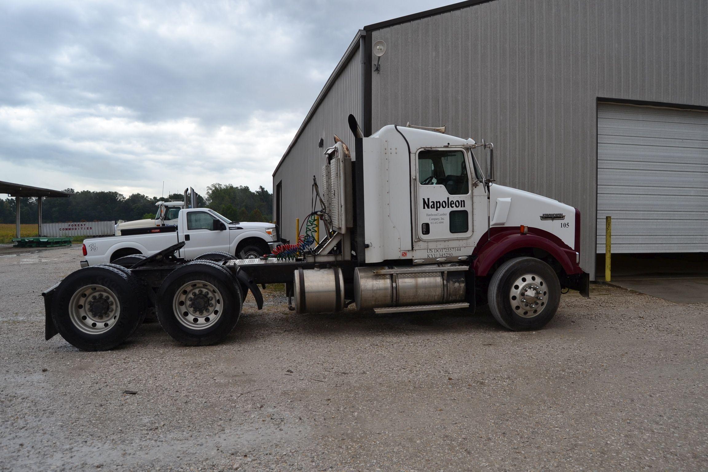 2006 KENWORTH DAY CAB ROAD TRACTOR