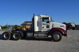 2006 KENWORTH DAY CAB ROAD TRACTOR