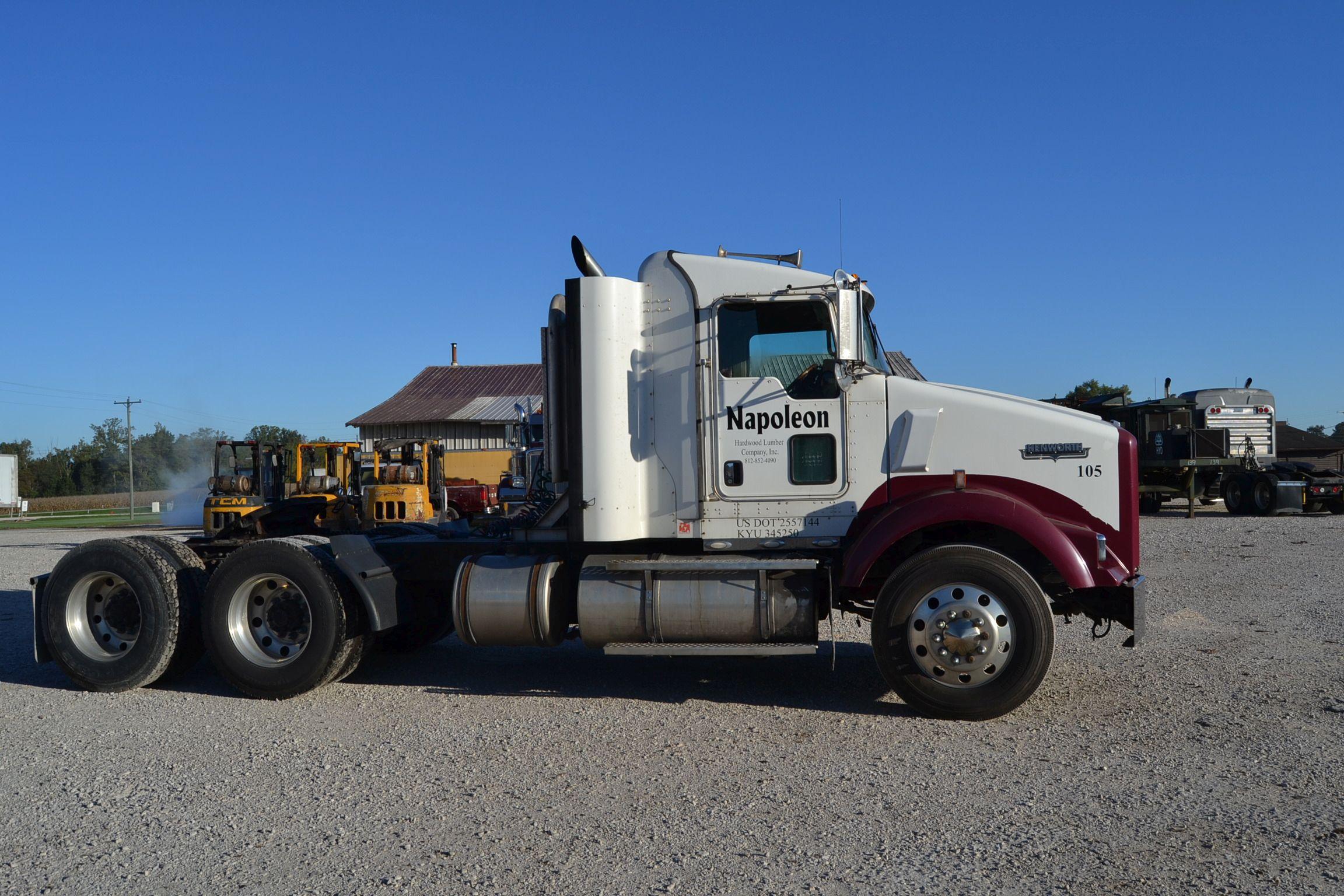 2006 KENWORTH DAY CAB ROAD TRACTOR