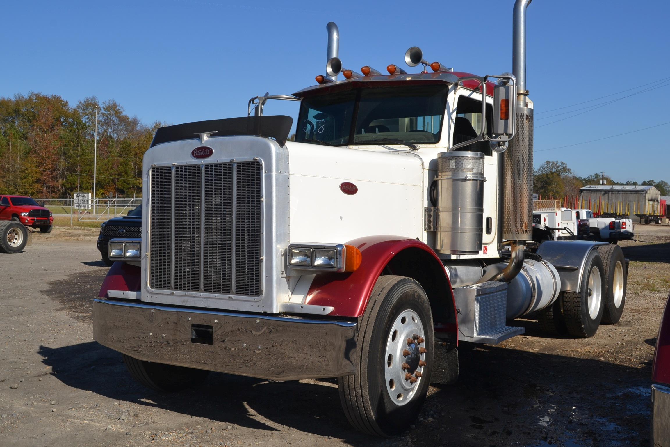 2007 PETERBILT 379 DAY CAB ROAD TRACTOR