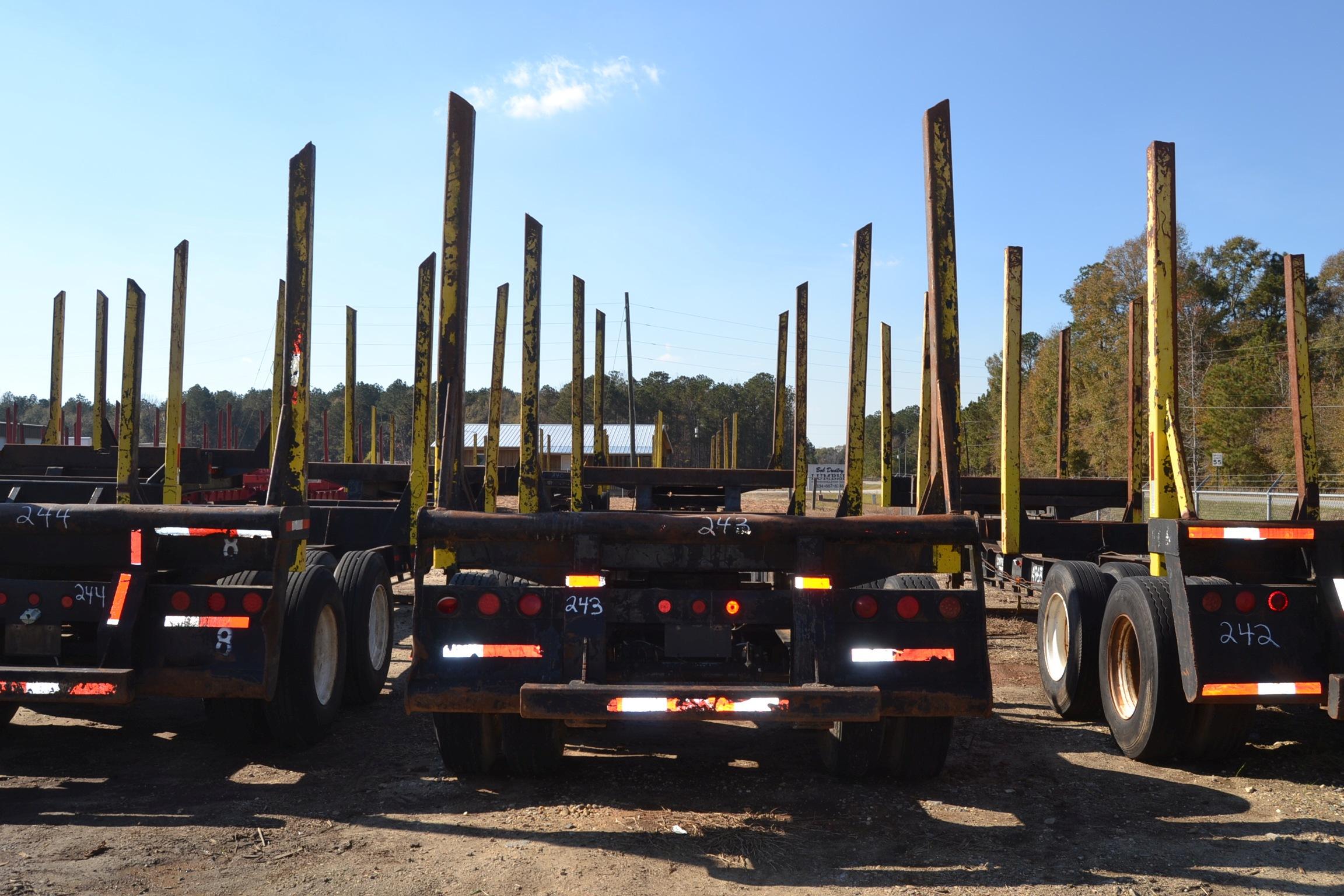 2008 BULL DOGG 40' DOUBLE BUNK PLANTATION LOG