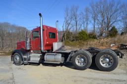 2005 KENWORTH MODEL W900L DAY CAB ROAD TRACTOR W/ 475 HP CAT ENGINE W/ 13 SPEED TRANSMIISSION W/ WET