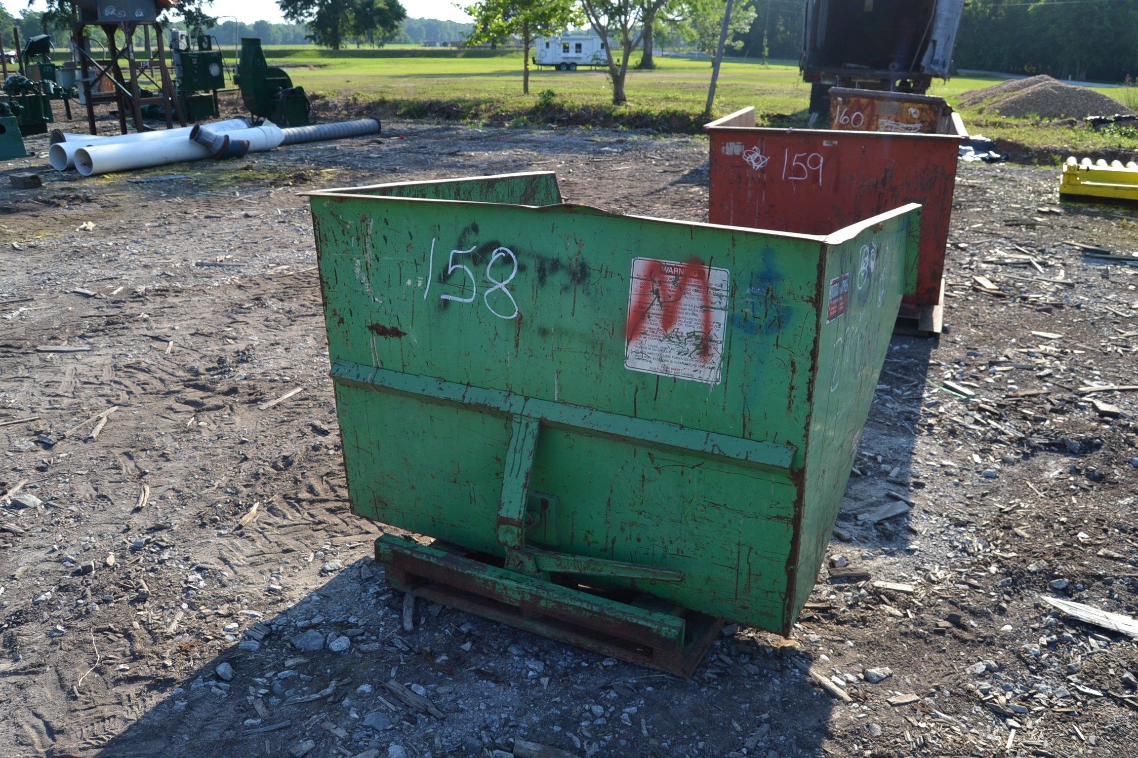 SELF DUMPING HOPPER