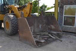 SLIP ON BUCKET