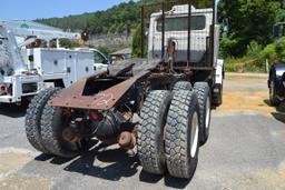 AUTOCAR 6X6 PULLOUT TRUCK