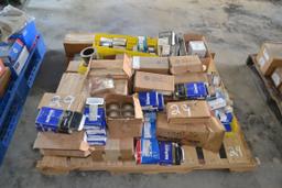 PALLET OF NEW BEARINGS