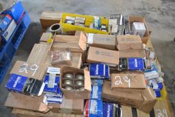 PALLET OF NEW BEARINGS