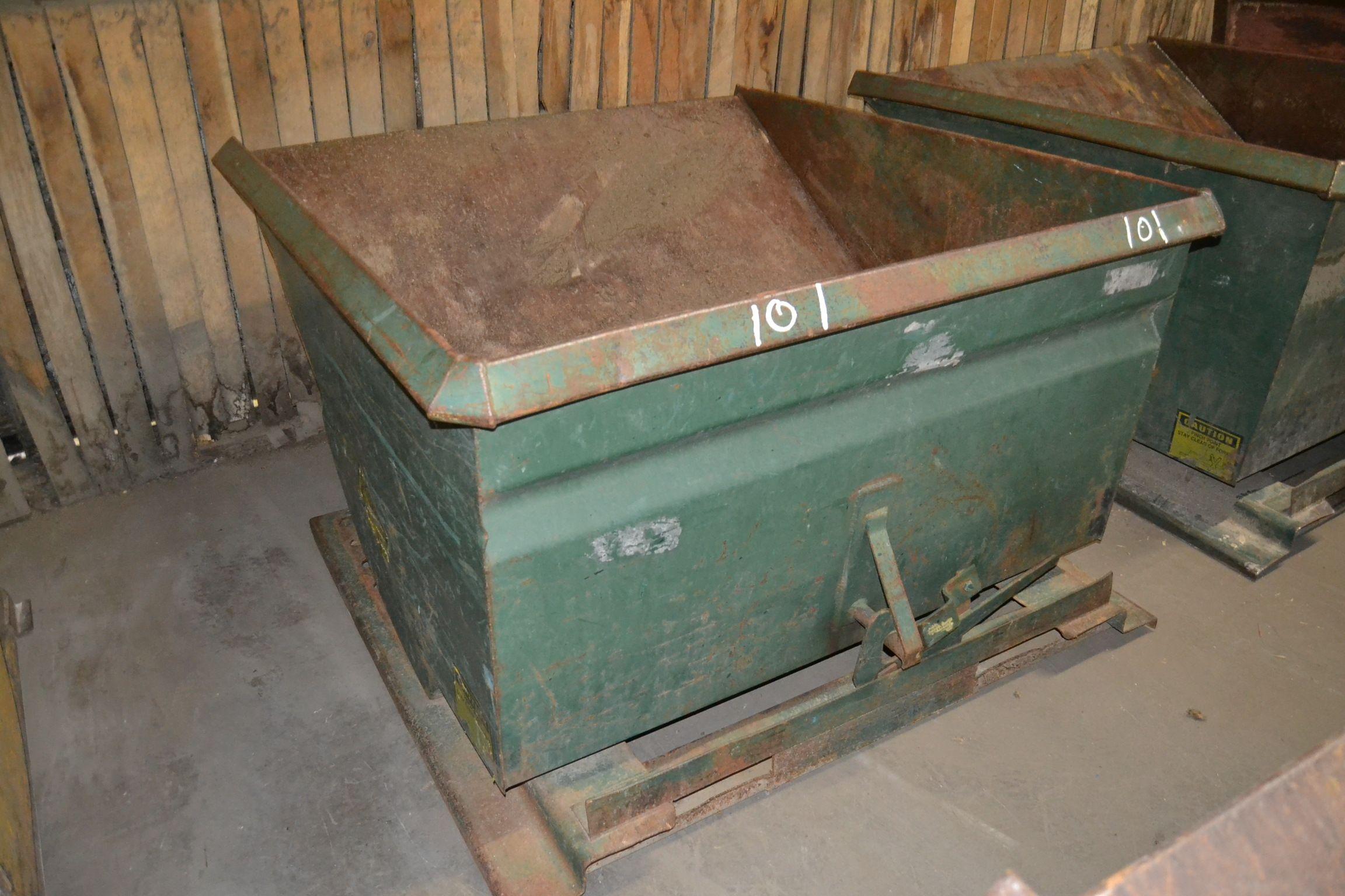 SELF DUMPING HOPPER