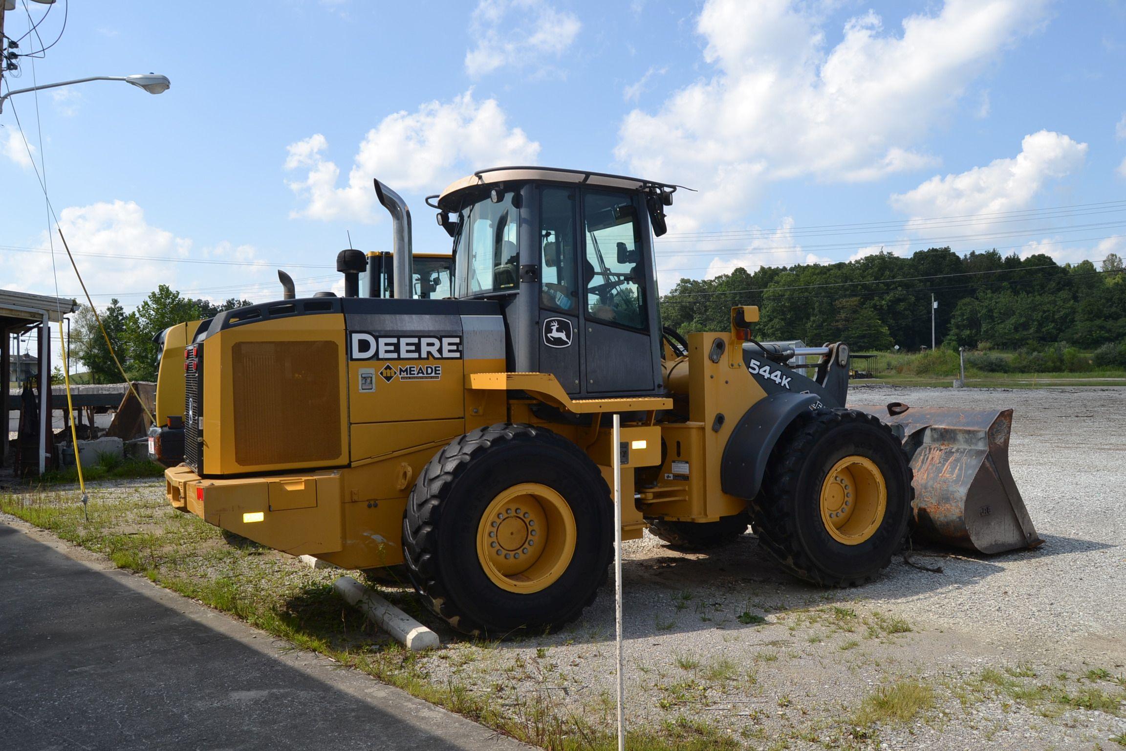 JOHN DEERE 544K ARTICULATING WHEEL LOADER W/ QUICK ATTACHW W/ 3RD VALVE W/ ENCLOSED CAB HEAT & AIR W