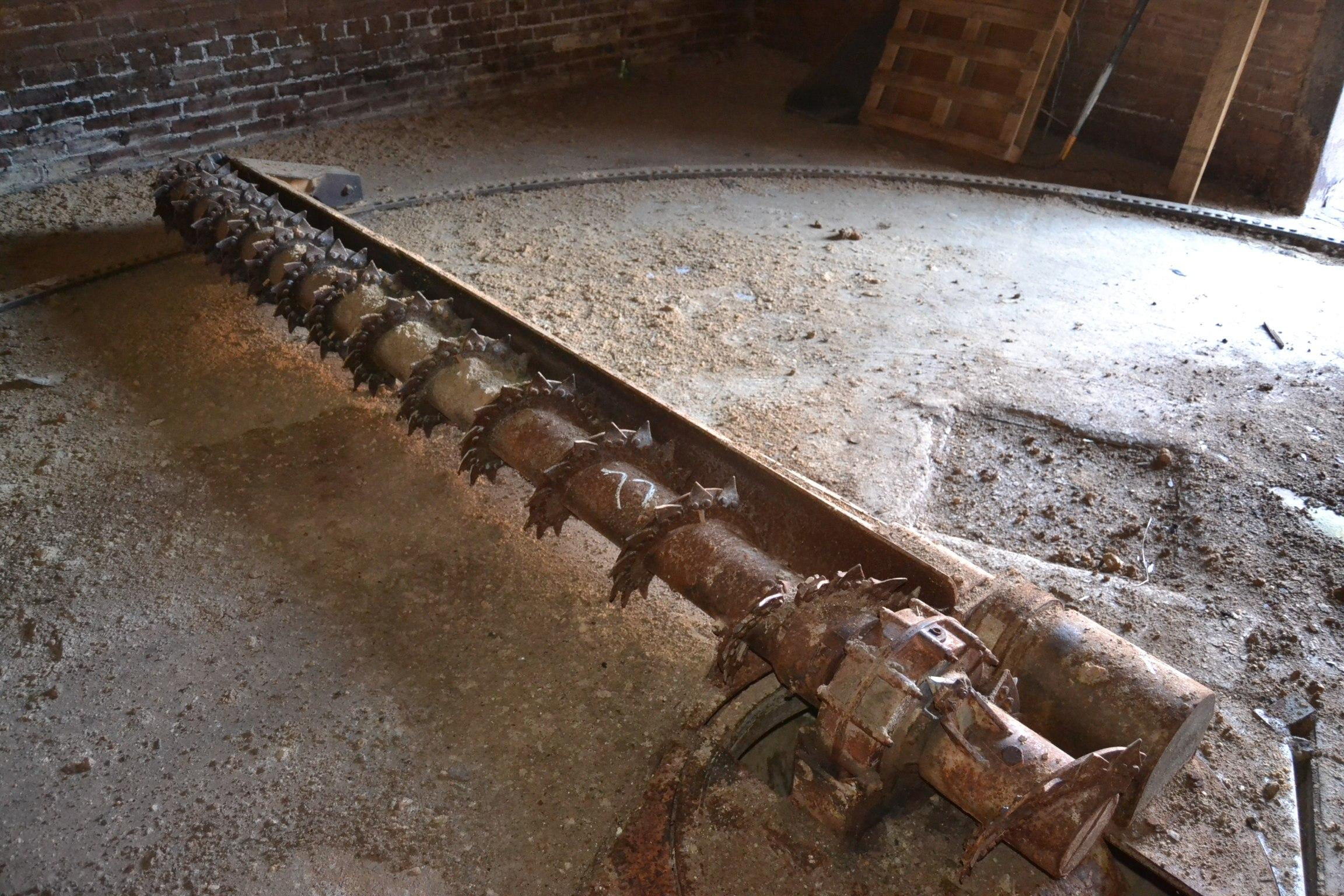 AUGER SWEEP FOR CYCLO
