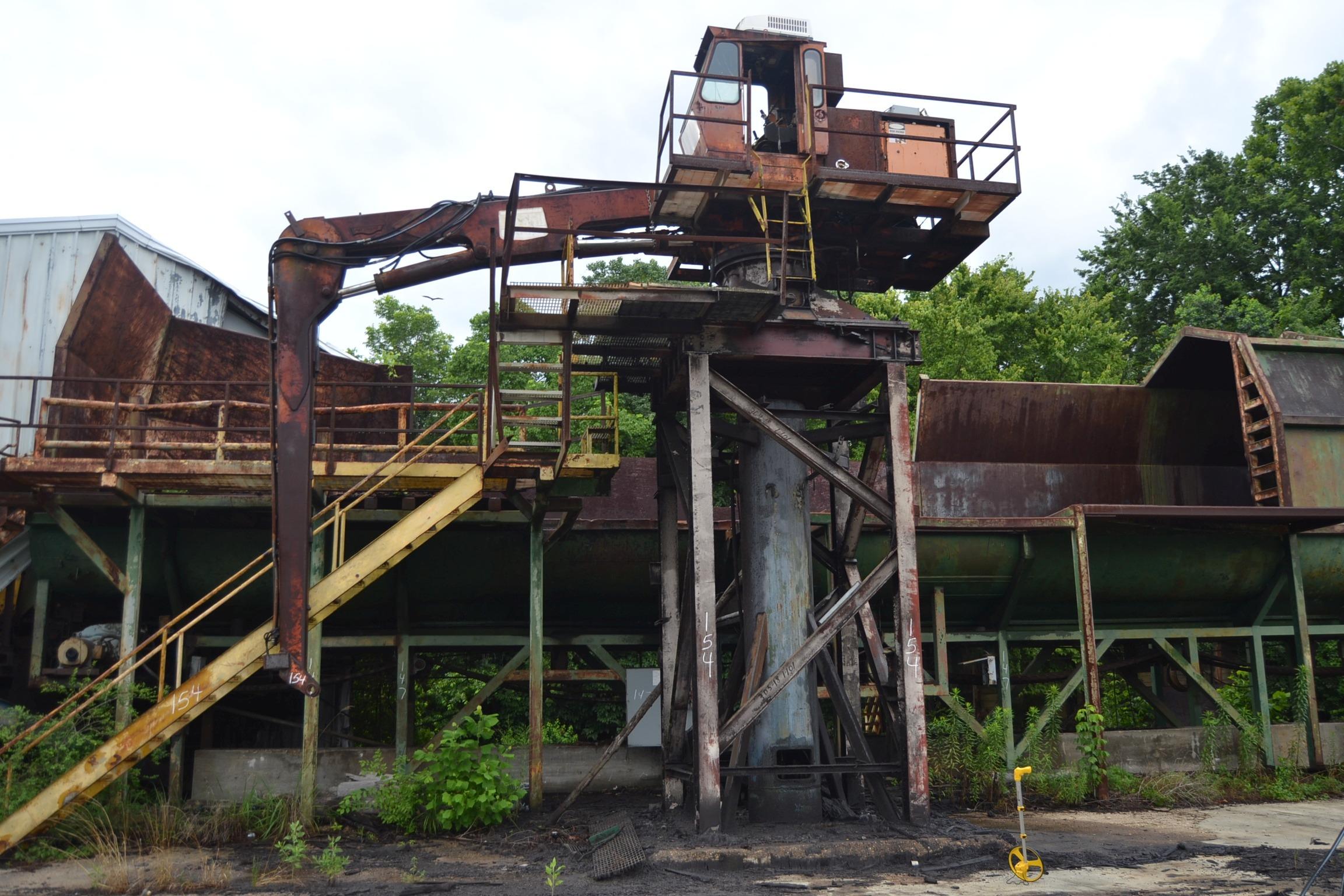 BARKO STATIONARY KNUCKLEBOOM LAODER